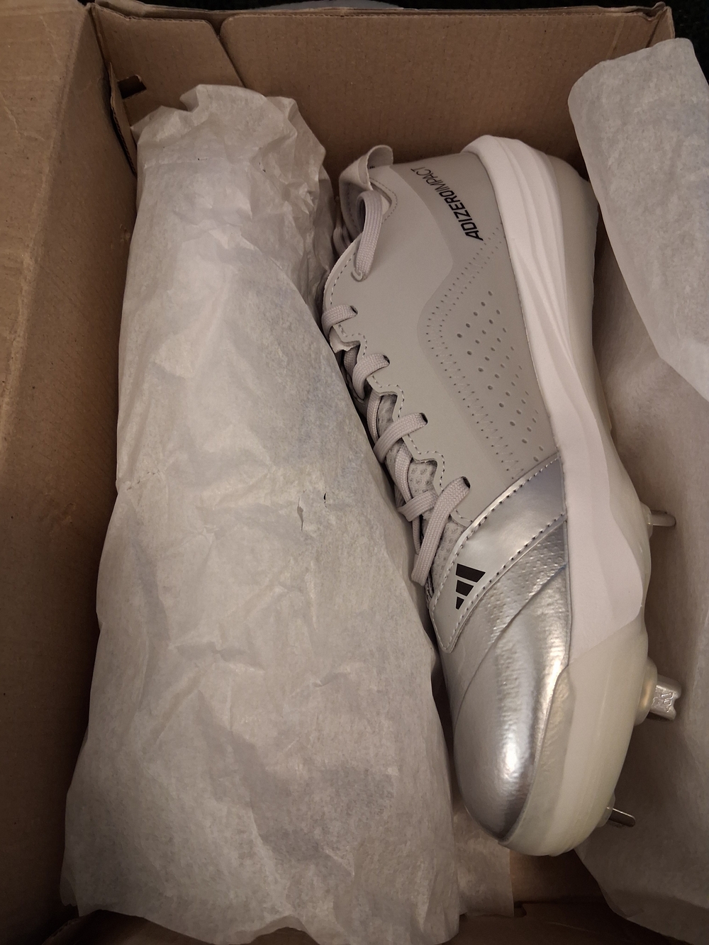 Men’s US Size 7 Silver/Light Gray Baseball Cleats